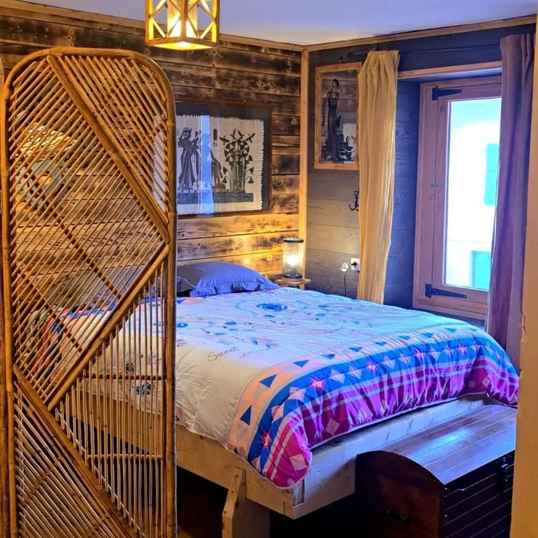 Grand Gite Atypique Charix Holiday home